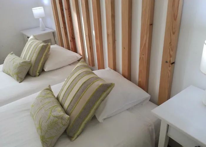 Pro Touristic Montejunto Villa *