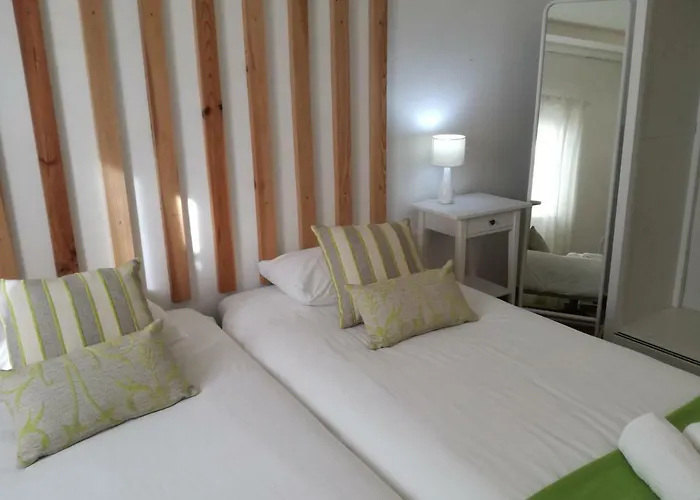 Villa Pro Touristic Montejunto *